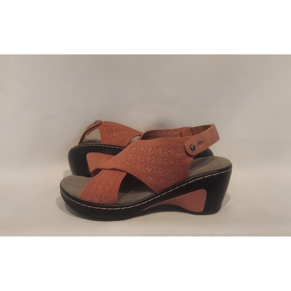 Comfort Wedge Sandals in Peach Tan -